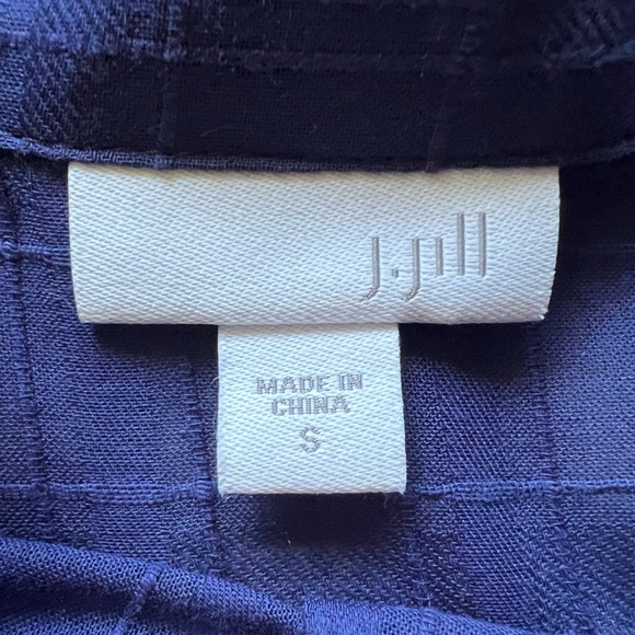 J.Jill textured button down blouse with ruffle hen in navy blue. Size S - Picture 9 of 10